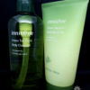 6. Innsifree Kit nettoyant et gommant Green Tea Pure Body Cleanser e_ Gel Scrub